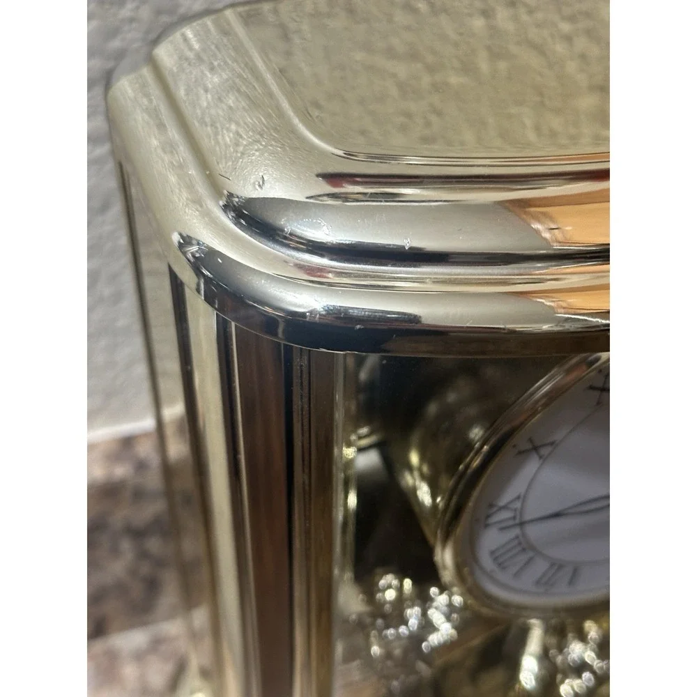 Quartz Clock Swinging Cherubs Pendulum  Vintage Melody Chime What Child Is This